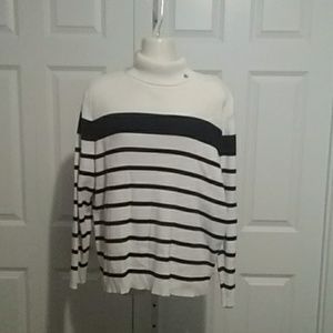 Lauren Ralph Lauren turtleneck sweater EUC
